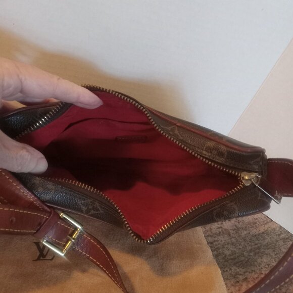 Vintage Louis Vuitton Monogram PM Croissant Pouchette Bag - Picture 7 of 10